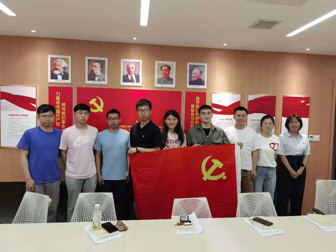 北航青岛研究院研究生临时党支部举行“喜迎建党百年，同颂辉...