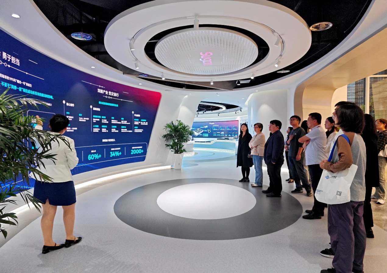 党建引领聚合力 数智协同谋新篇——北航青岛研究院党总支赴东...